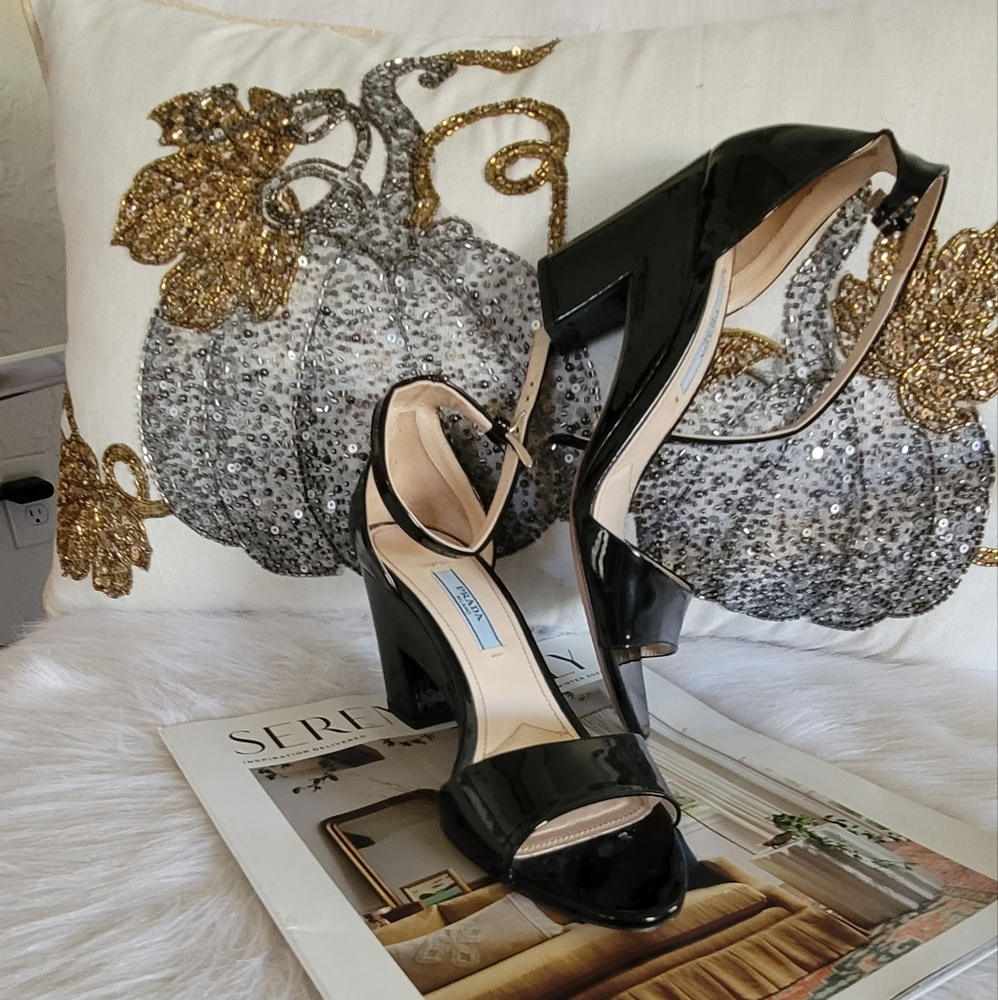 Parda shoes. - Picture 3 of 3